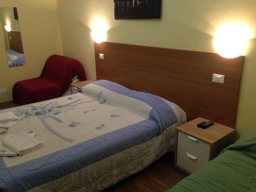 Le Charme House 2 Bed and Breakfast Rom Eksteriør billede