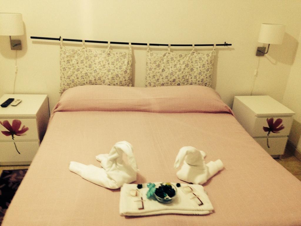 Le Charme House 2 Bed and Breakfast Rom Eksteriør billede