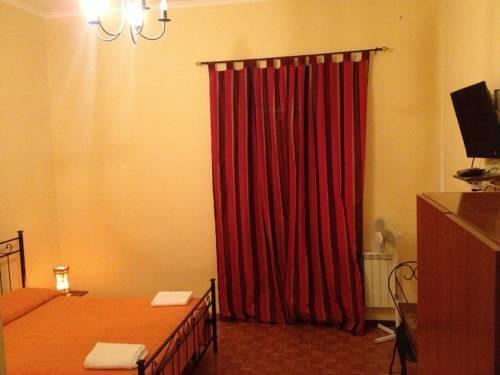 Le Charme House 2 Bed and Breakfast Rom Værelse billede